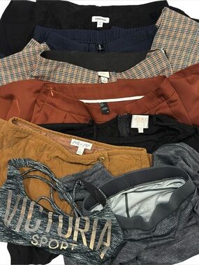 12 Piece Clothing Reseller Bundle Assorted Brands Medium / 8-10